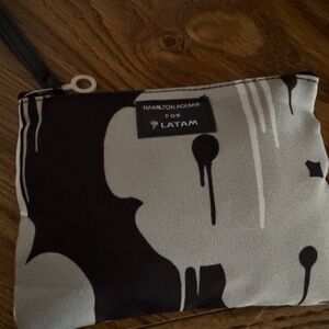 Hamilton Aguilar Latam bag with contents , gray camo, new,